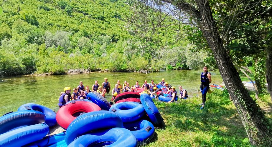 Rivertubing Kroatie Comfort single reis Rivertubing Kroatie Comfort single reis